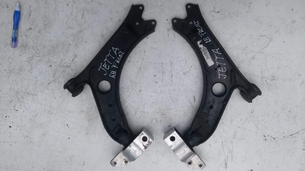 BANDEJAS DELANTERAS VOLKSWAGEN JETTA 2006 AL 2011